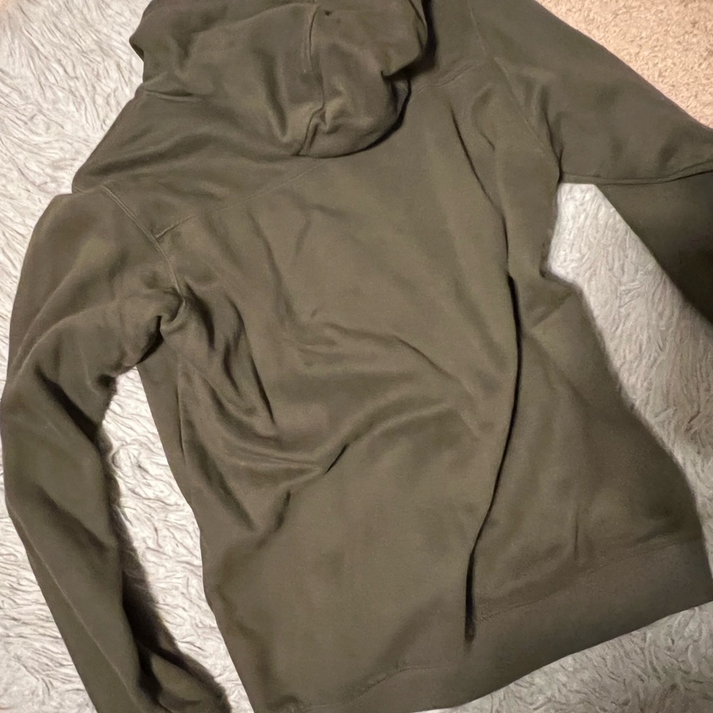 Columbia Hoodie - Picture 2 of 3